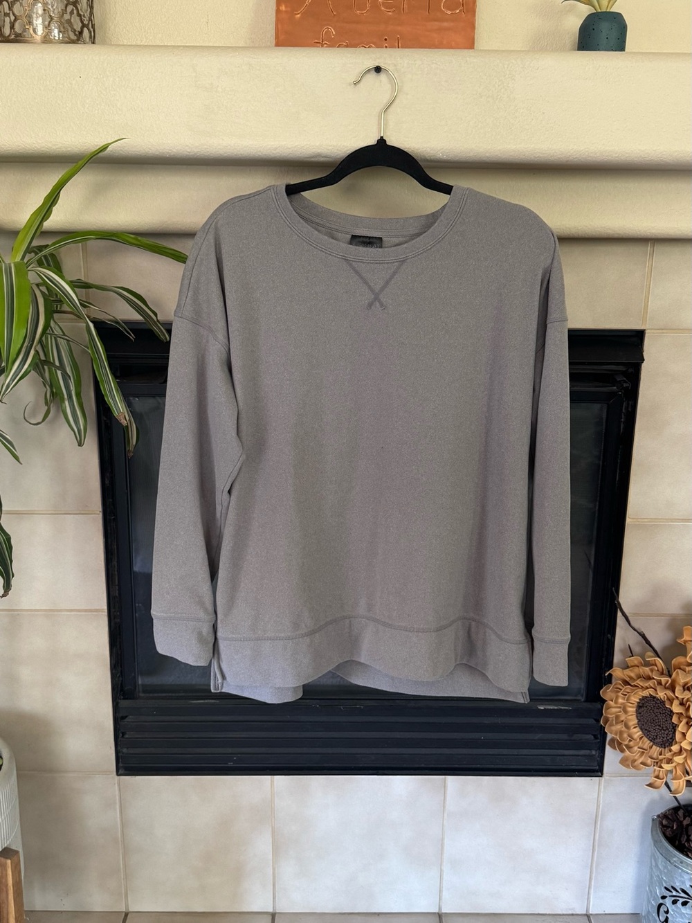 32 Degrees Women’s Heather Gray Crewneck Pullover Sweatshirt Long size Large